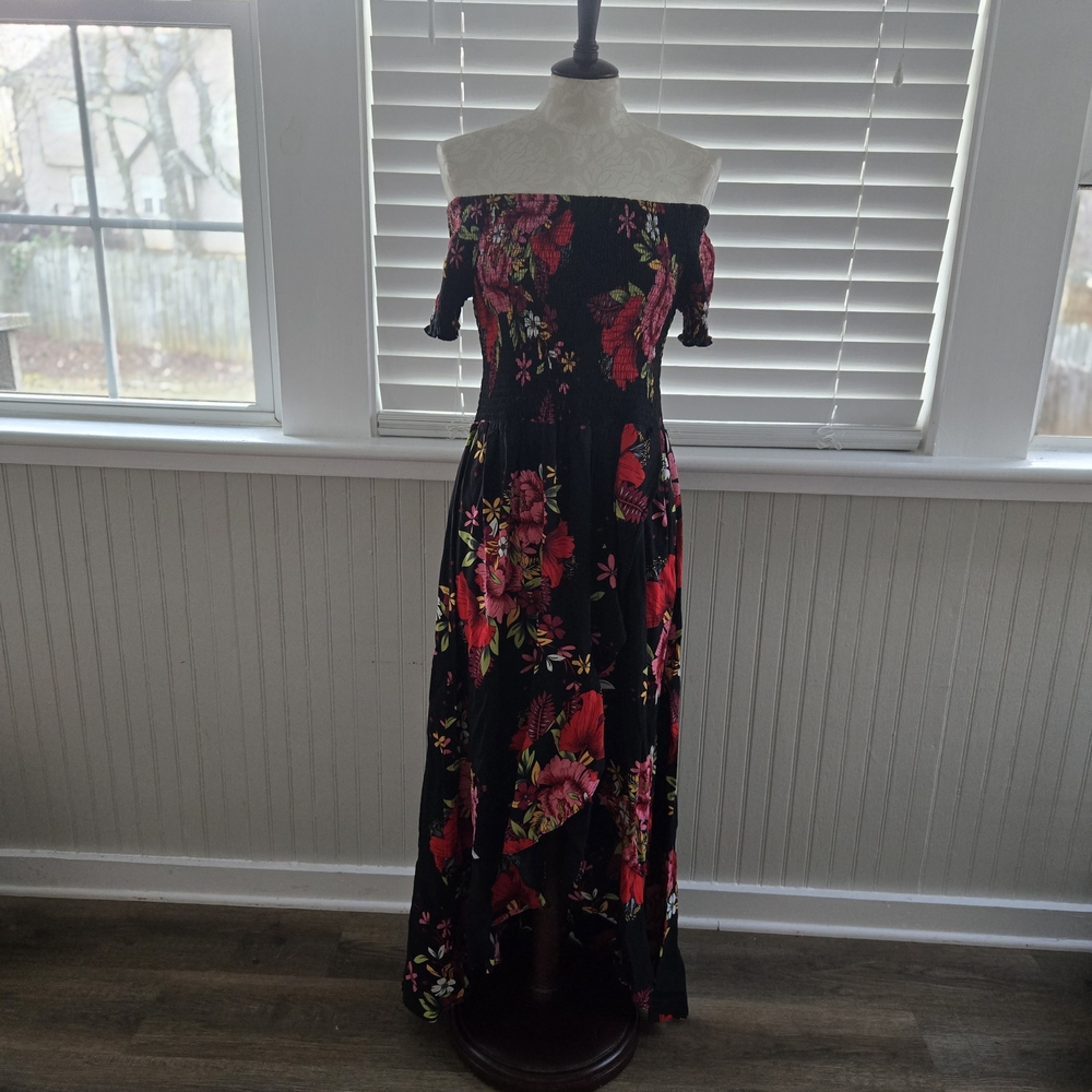 NWT Chic Off-Shoulder Floral High-Low Dress